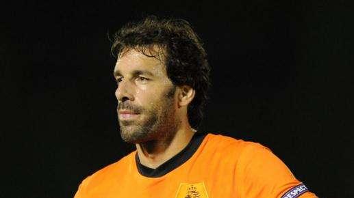 Olanda, van Nistelrooy salta gli europei