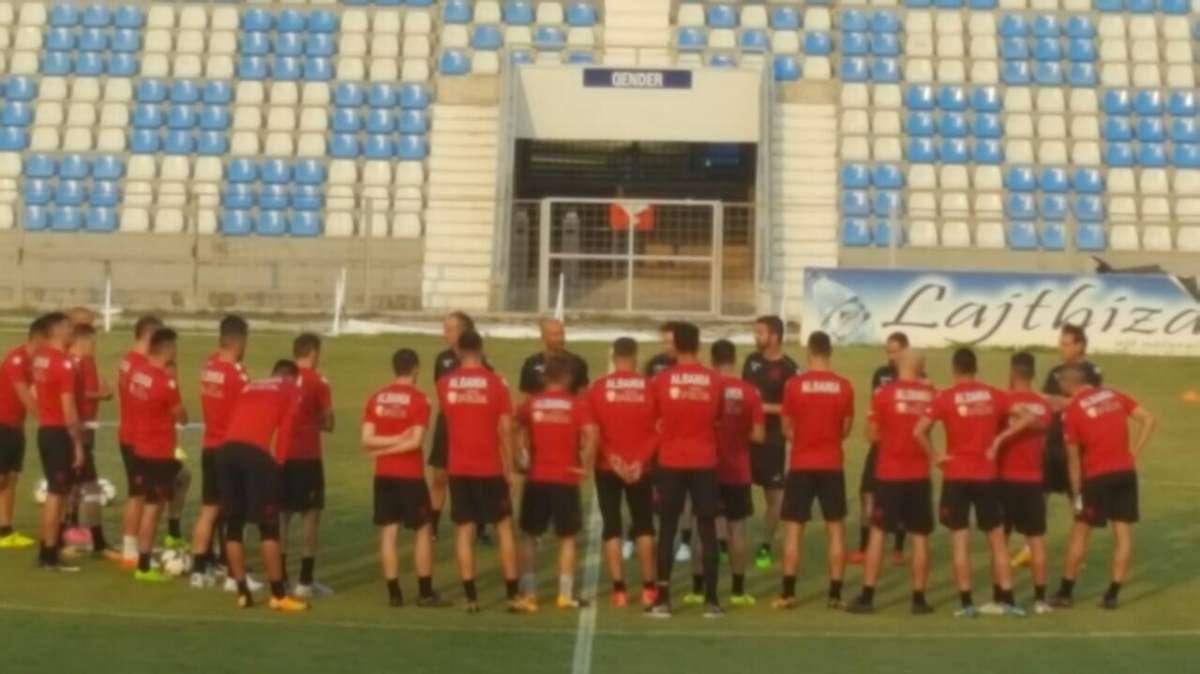 QUI ALBANIA - Allenamento tra campo e palestra con l'Italia nel mirino. Domani seduta a mezzogiorno