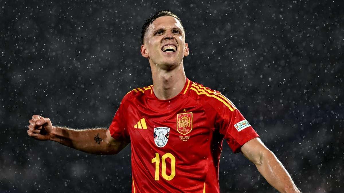 Spagna, Dani Olmo favorito su Pedri per un posto a centrocampo