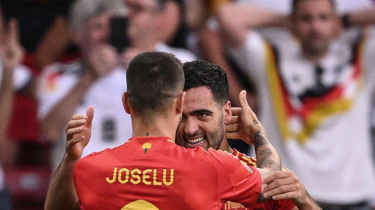Spagna, splendido gol di Joselu in allenamento: il video