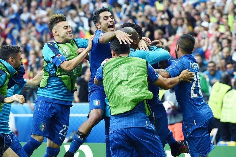 Chiellini-Pellè, Italia strepitosa contro la Spagna: sabato sera sfida alla Germania!