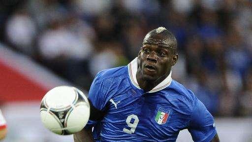 Italia, Balotelli: doppio cognome all'Europeo