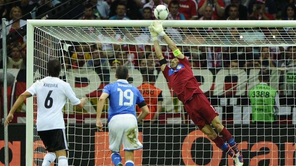 Italia, Buffon su Facebook: "Avanti per il Sogno!"
