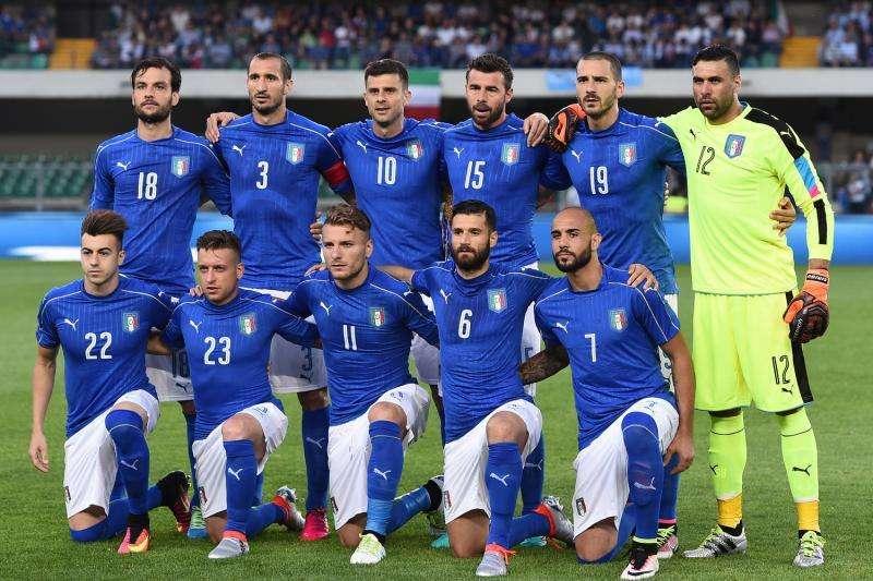 Pioggia incessante a Lione: Belgio e Italia si preparano al debutto