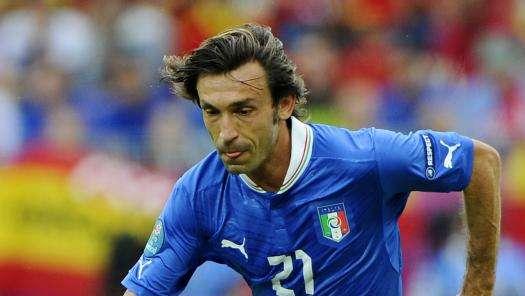 Pirlo difende Balotelli: "Un peso? No è un giocatore..."