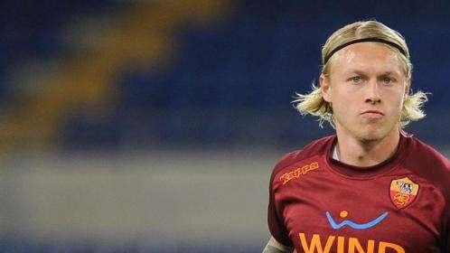 Danimarca, Kjaer: "Finché c'è Magath, al Wolfsburg non torno"