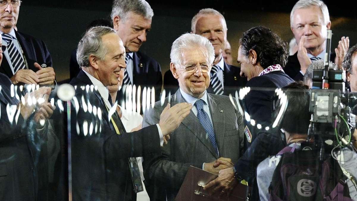 La stampa individua il colpevole: è Mario Monti