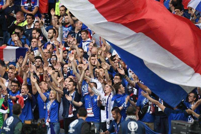 In Francia fanno festa, L'Equipe: "Agli ottavi ci sarà l'Irlanda"