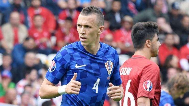 Croazia, Perisic spavaldo: "Per l'Italia è meglio evitarci agli ottavi, devono essere felici di aver preso la Spagna" 