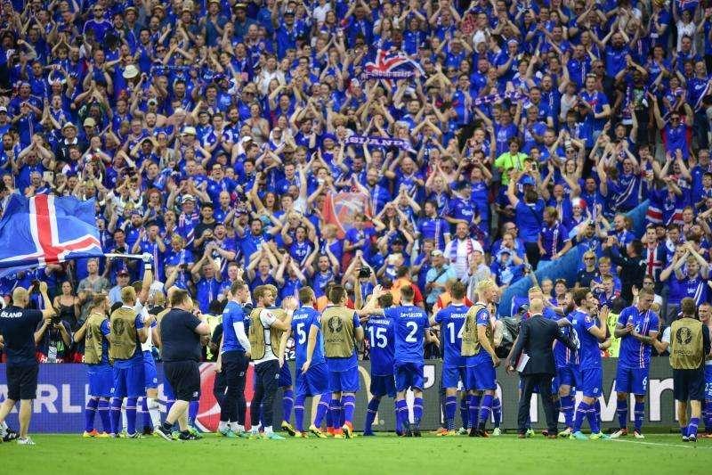 Islanda, pres. Johannesson: "Allo stadio in Sala VIP? No, in tribuna coi tifosi e con la nostra maglia"