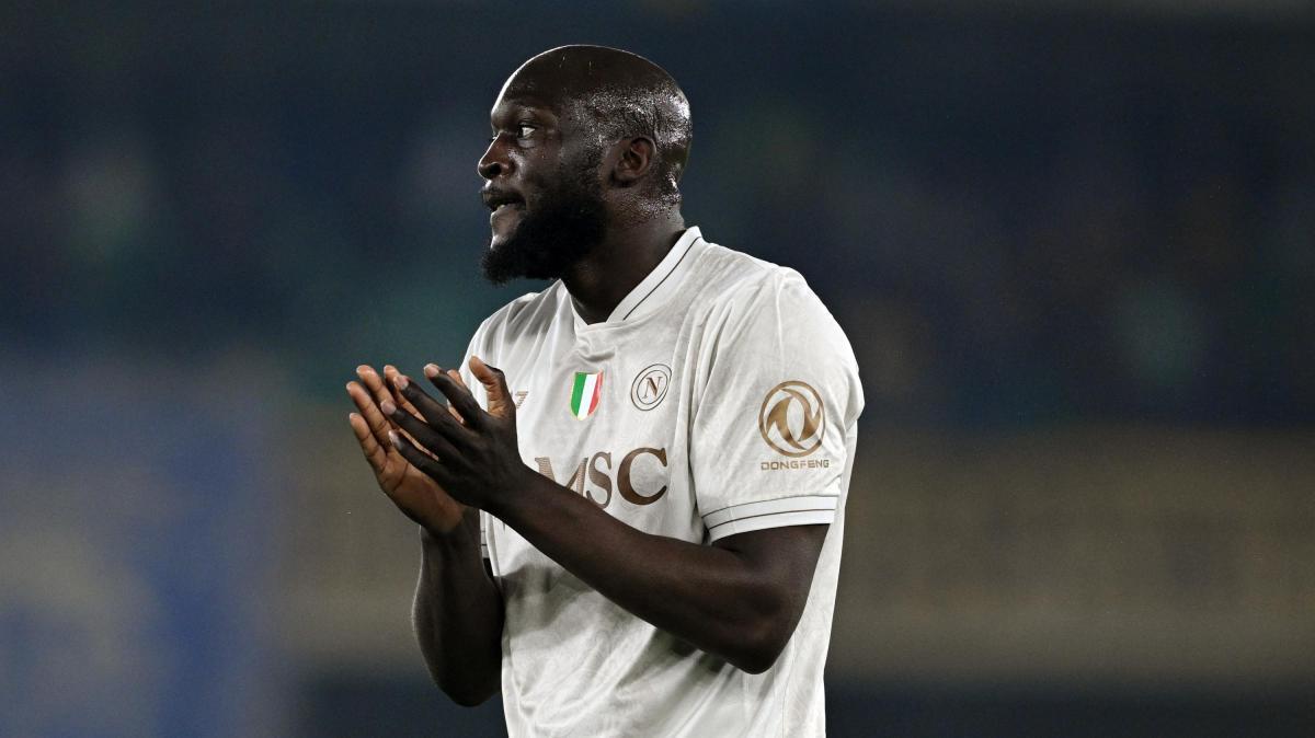 Lukaku, niente ritiro con il Napoli: permesso concordato, futuro in bilico