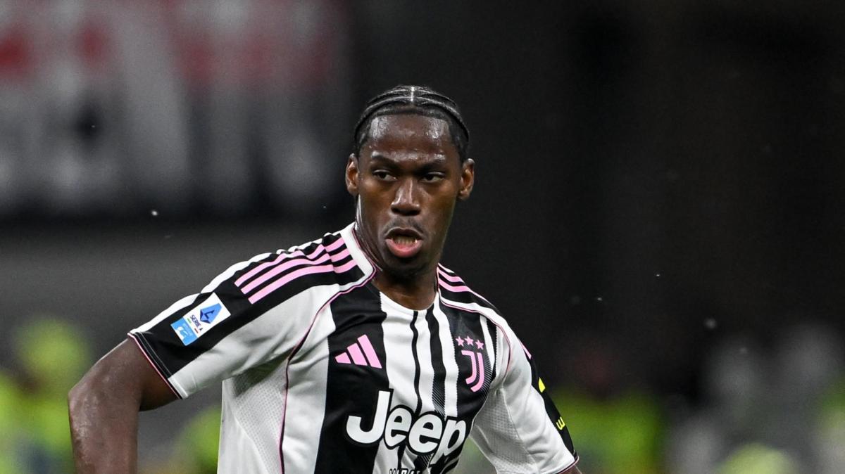 Serie A, le formazioni ufficiali di Juventus-Parma: David insieme a Kolo Muani. Cuesta conferma Lontani