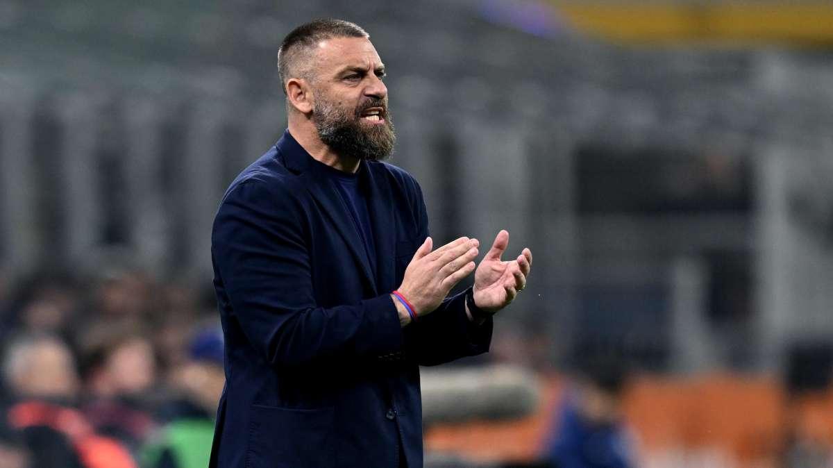 Genoa, De Rossi sulla salvezza e su Amorim e Bojlow