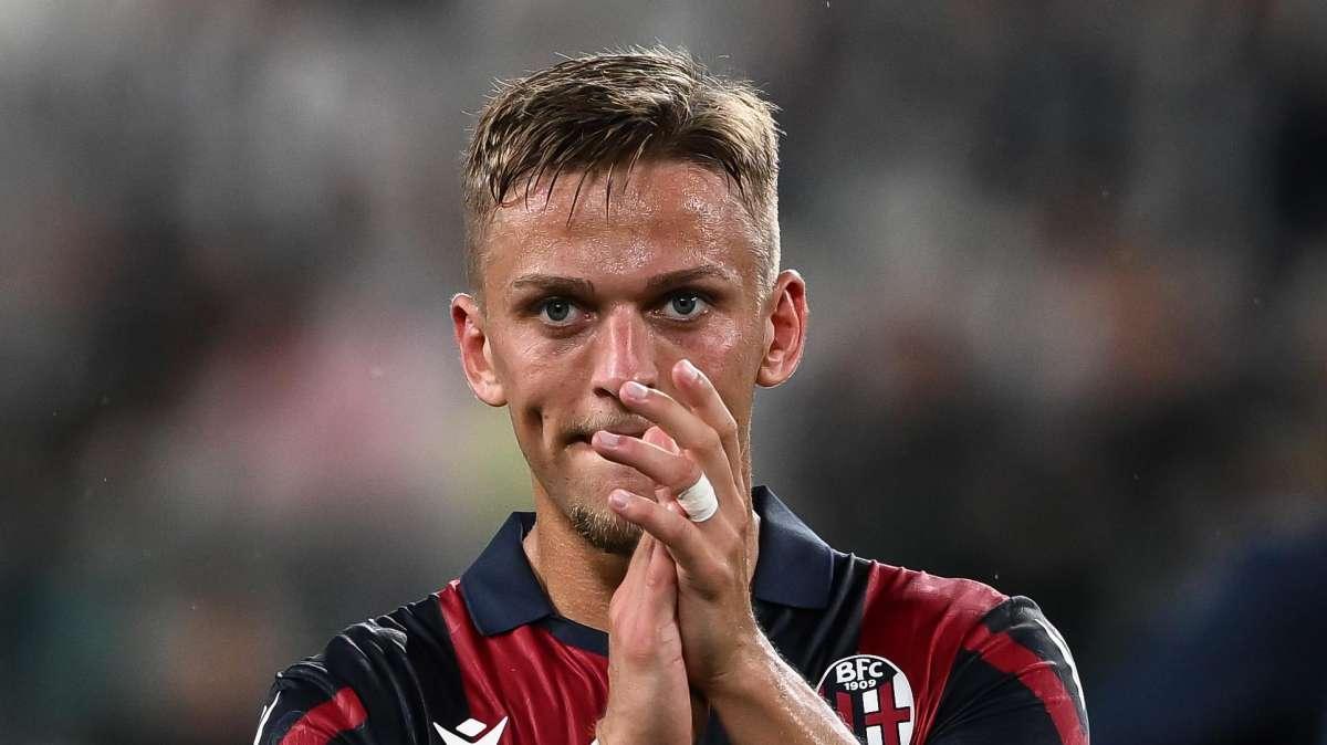 Le formazioni ufficiali di Bologna-Empoli: Miranda e Karlsson dal 1'