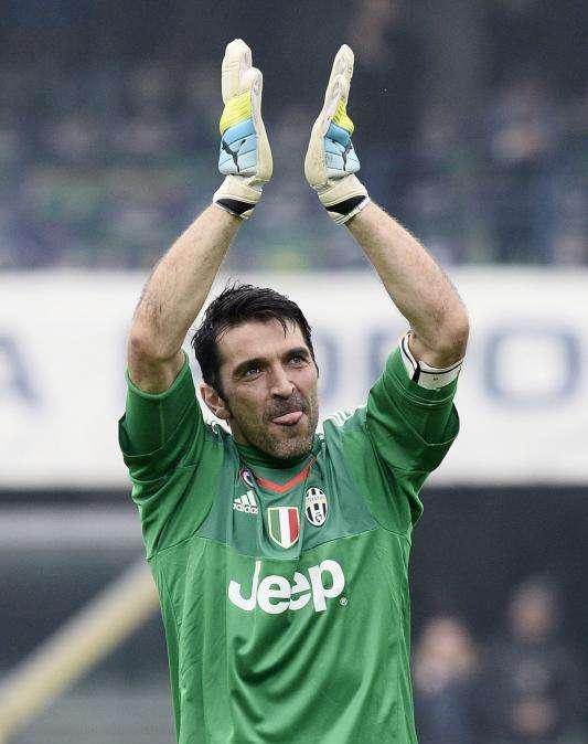 BUFFON: 94 MINUTI PER DIVENTARE L'UOMO DEI RECORD