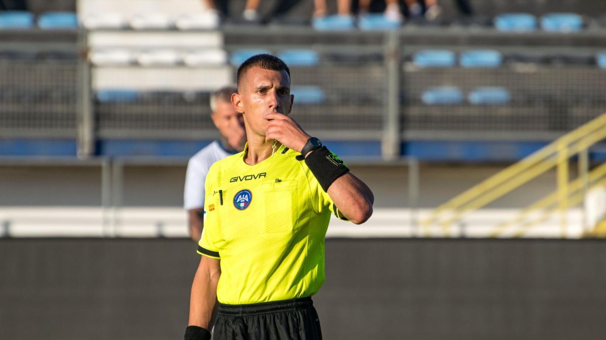 Foggia-Giugliano arbitra un fischietto di Como 