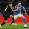 Tabellino e cronaca Napoli-Frosinone 3-0: Due gol in tre minuti, poi de Bruyne nel finale. Palmisani para il rigore, ma il VAR spegne la gioia giallazzurra