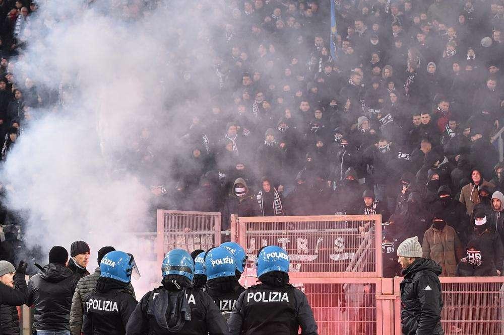 ULTIM’ORA LIVE - Scontri tra tifosi al termine di Frosinone-Lazio