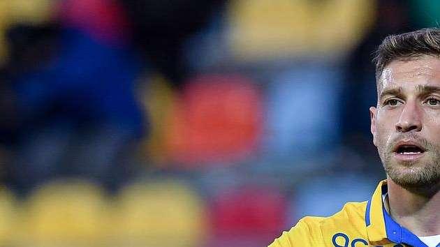 Dionisi, che errore! Tocca troppe volte il pallone e si fa anticipare da solo davanti al portiere al 19'