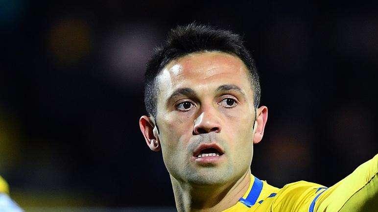 L'intervistatore tira in ballo questioni legate allo stipendio, Ciano dribbla ogni polemica