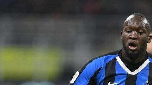 Inter, Lukaku: "A gennaio 23 giocatori su 25 con la febbre, mai fatto il test per il Covid-19"