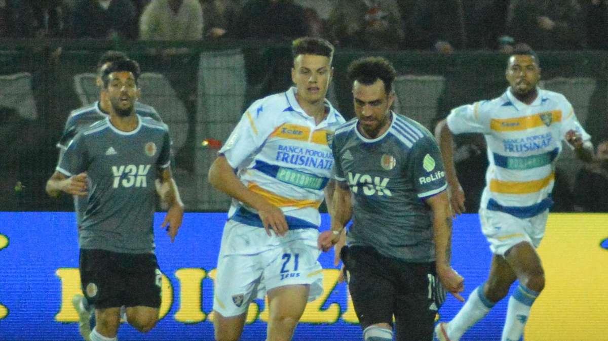 Serie B, le decisioni del Giudice Sportivo dopo la 26^giornata. Quindici gli squalificati: mister Grosso dovrà rinunciare a 2 pedine importanti per Ferrara...