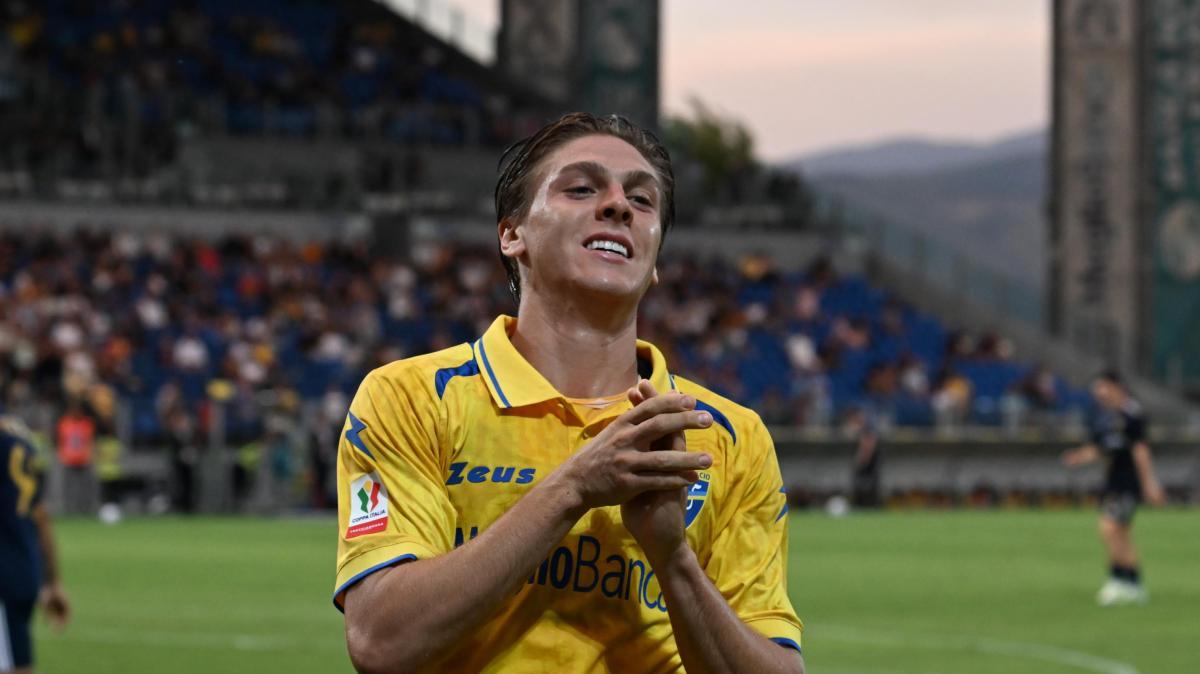 Sassuolo-Frosinone, Alessio Zerbin nel pre gara:  "Vogliamo divertirci ed essere la sorpresa, dando fastidio a tutti in ogni partita"