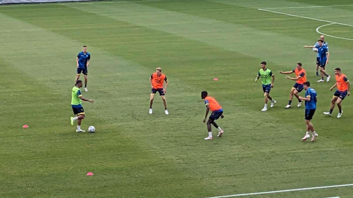 Frosinone, domani inizia il ritiro. Lunedi il primo allenamento