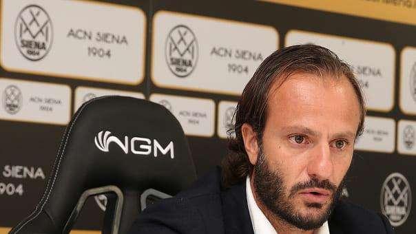 Serie B - Lotta per la promozione, Angelozzi: "Il Genoa, sulla carta, la più forte"