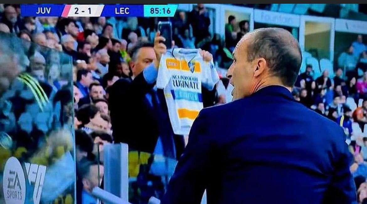 Frosinone-mania: anche in Juventus-Lecce spunta una maglia giallazzurra 