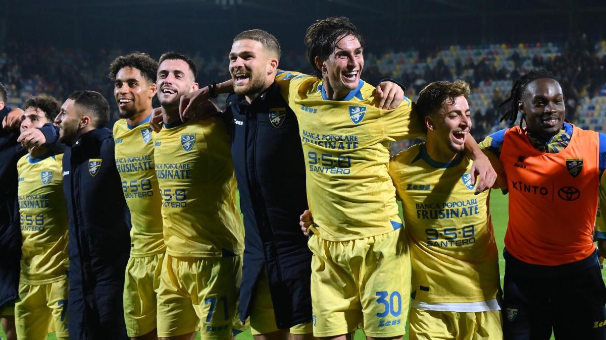 Frosinone-Lecce 5-1: pokerissimo giallazzurro e sesto posto in classifica!