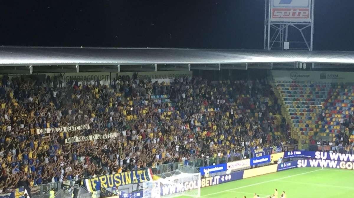 RIVIVI IL LIVE TF FROSINONE-MANTOVA 5-0: TRIPLICE FISCHIO! IL FROSINONE TORNA IN SERIE A PER LA QUARTA VOLTA NELLA STORIA!