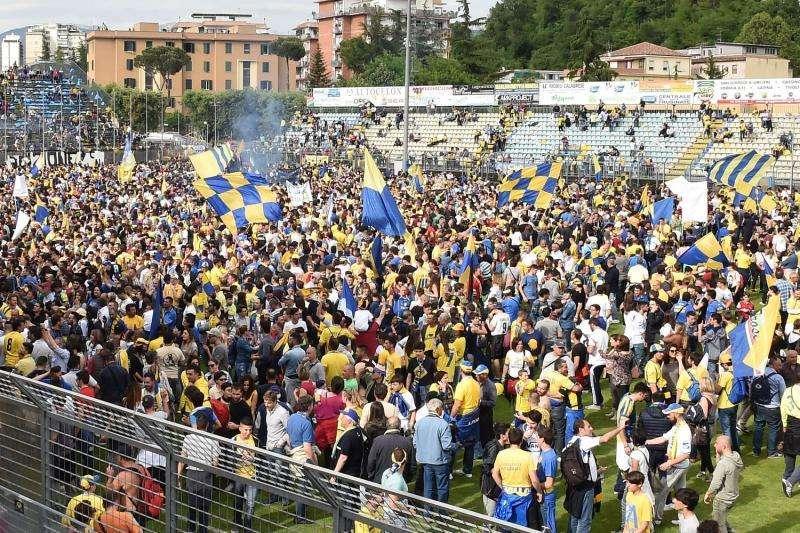 Frosinone in Serie A - Ecco le date del ritiro canarino!