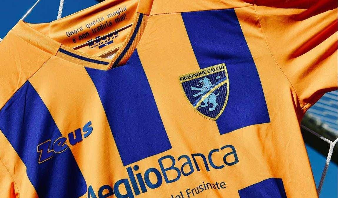  FOTONOTIZIA - Frosinone, ecco la maglia che utilizzeranno i canarini nei test match di luglio