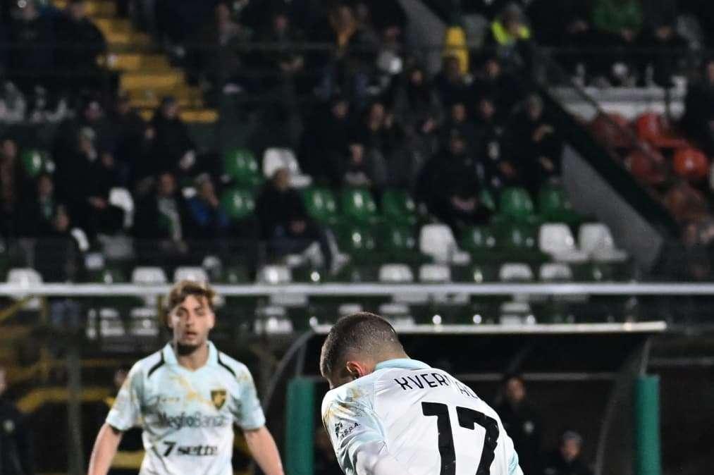SALA STAMPA - Cichella: "Dopo la sconfitta col Venezia ci siamo detti di tornare a spingere fin da subito. Il gol? Lo dedico alla mia famiglia"