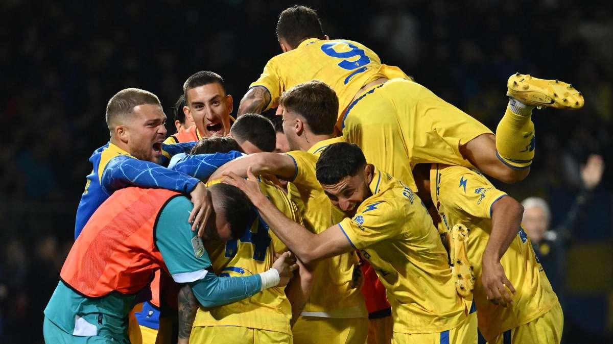 Serie B, questi i verdetti al termine della stagione regolare 2025/2026: Frosinone in Serie A!