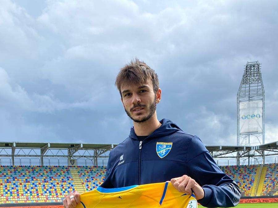 Frosinone, Baroni si presenta: "Sono un difensore centrale. Dovrò adattarmi alla B"
