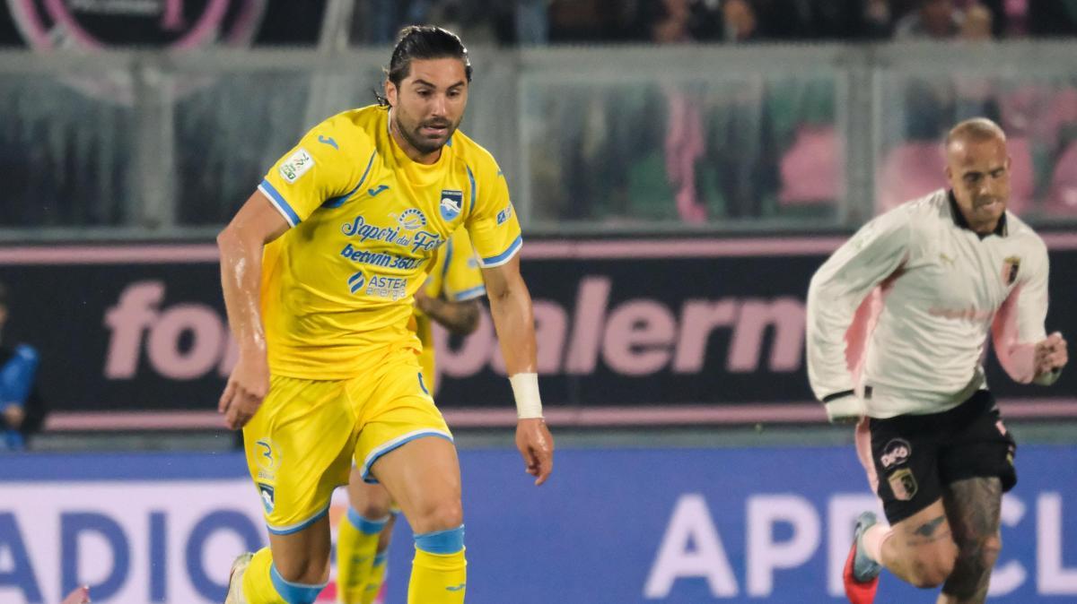 Frosinone: piace Batman affianco a Raimondo. Chi è Antonio Di Nardo?