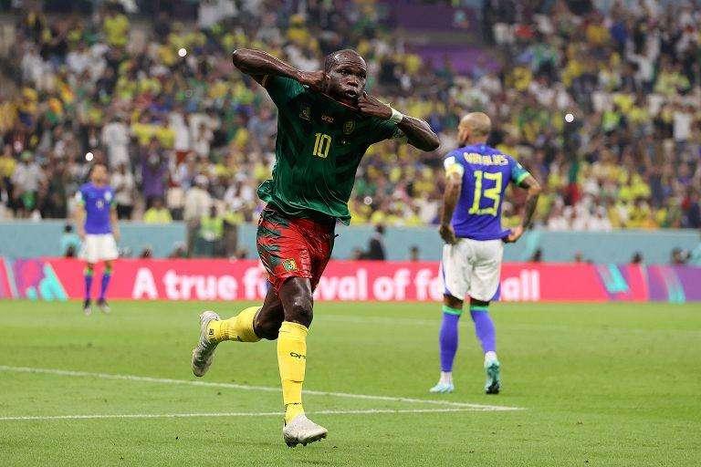 Camerun, serata di gloria: 1-0 al Brasile! Ma gli africani tornano a casa: Svizzera agli ottavi, Serbia deludente