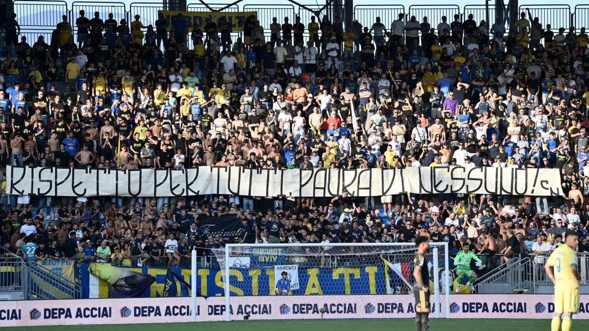 "Rispetto per tutti, paura di nessuno!": il chiaro manifesto della Curva Nord per l'inizio della stagione