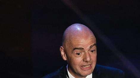 Infantino, pres. Fifa: "I dirigenti si preparino anche al peggio. L'importante è la salute"