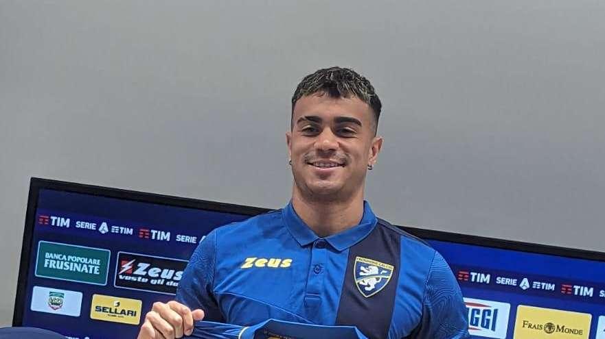 Frosinone, Reinier si presenta: "Pronto a dare il mio contributo per aiutare la squadra"