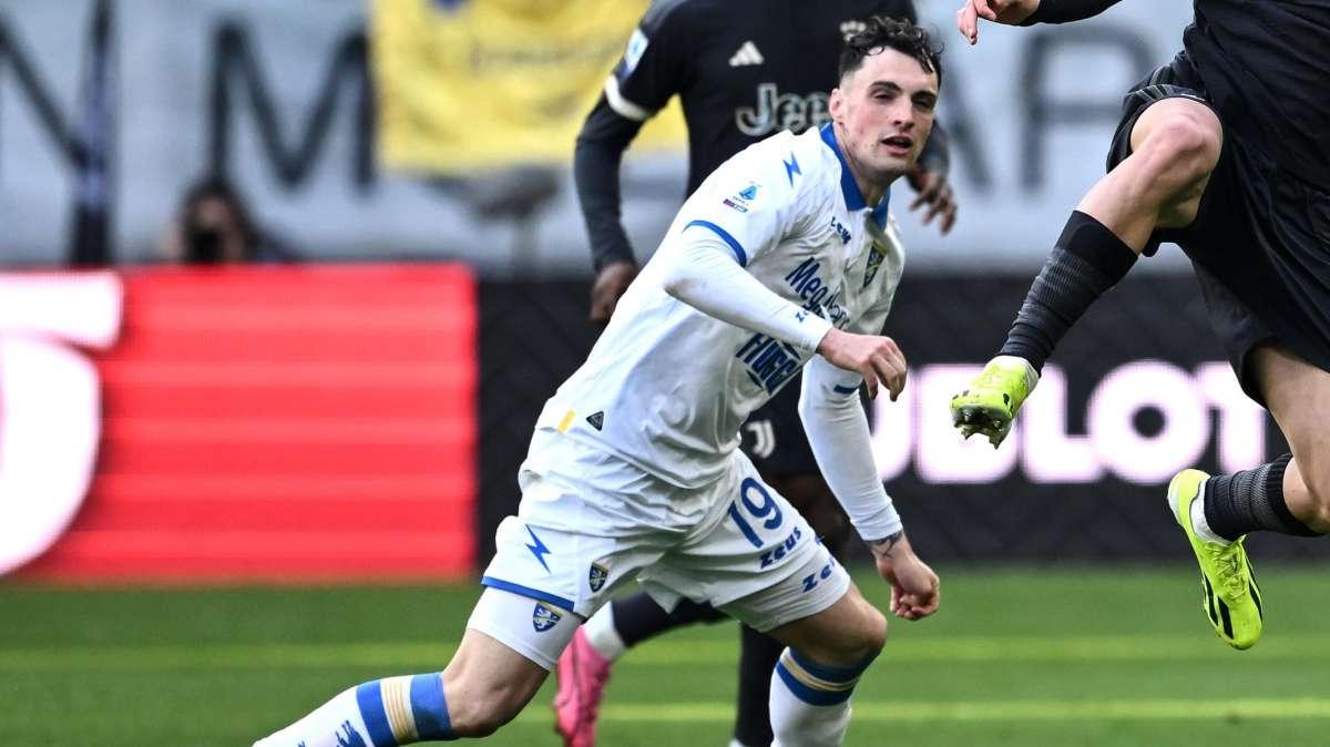 TMW - Le pagelle del Frosinone: Zortea re degli assist, Valeri ancora non brillante