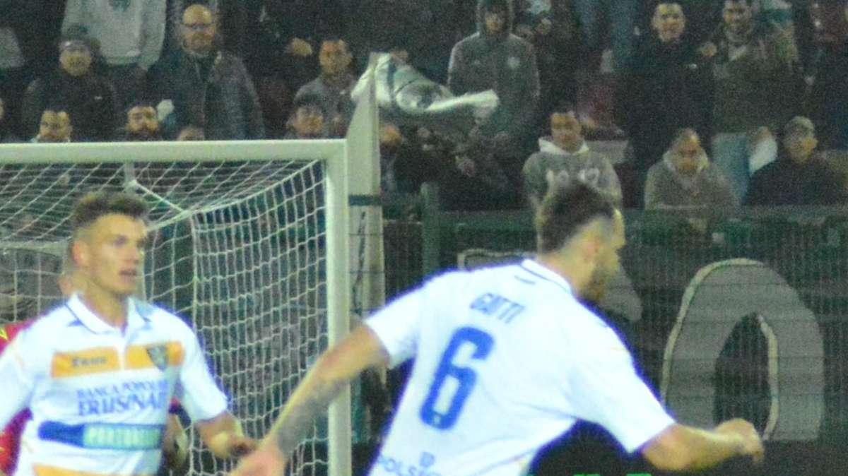 PAGELLE Crotone-Frosinone 2-0: le pagelle dei canarini