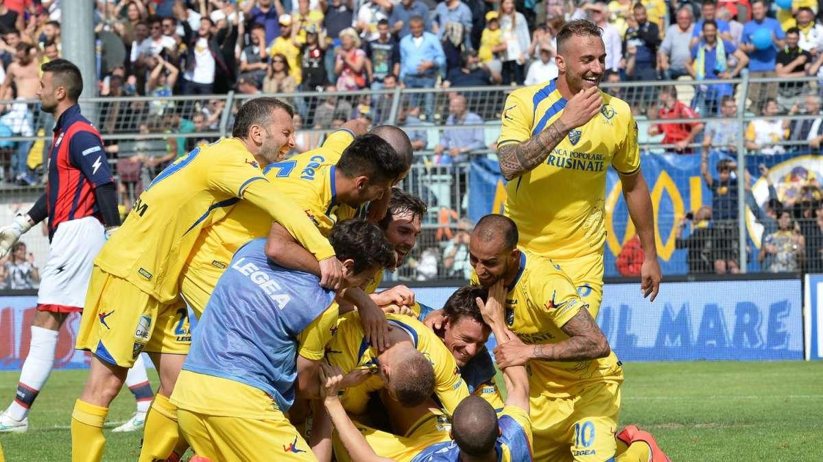 Terza ascesa in Serie A per il Frosinone, che nella sua storia ha sempre festeggiato in casa le promozioni in massima serie