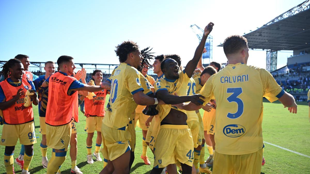 Frosinone-Venezia 3-2: gli highlights del match dello Stirpe