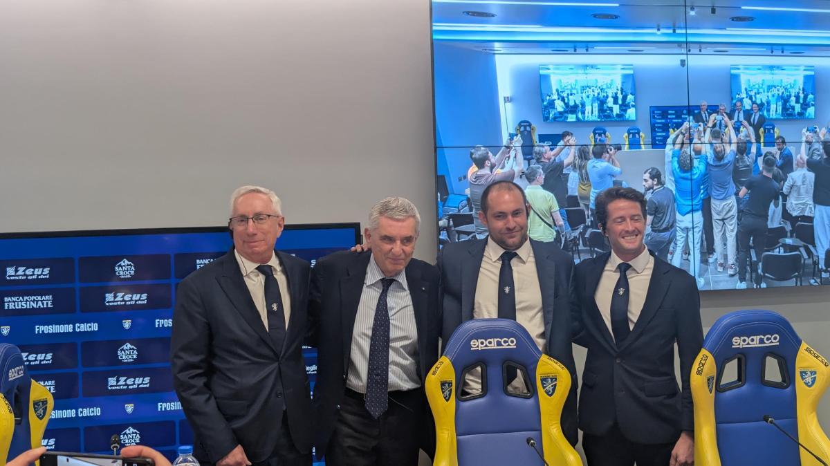 Frosinone, la nuova era nel segno della sostenibilità: "Il budget cambia, ma la filosofia resta la stessa"