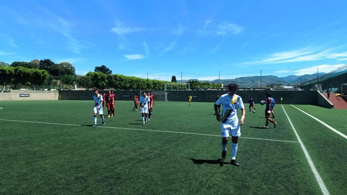 IL FROSINONE CALA UN TRIS D’ASSI A REGGIO CALABRIA MA PERDE LUCIANI