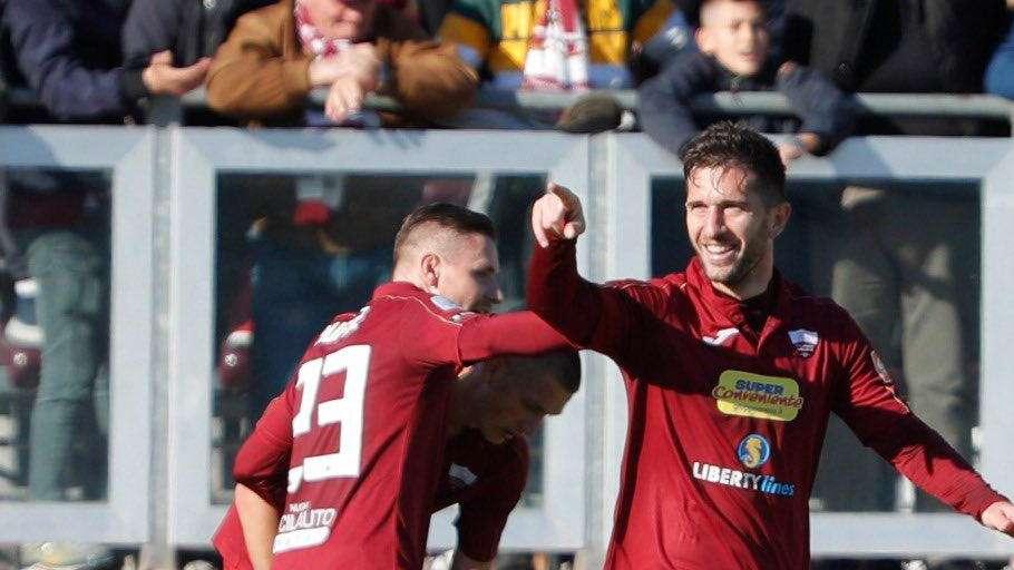 Lo Spezia non va oltre l'1-1 a Trapani: Frosinone da solo al secondo posto! Canarini a +2 sui liguri