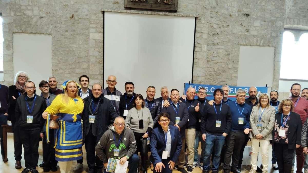 Tifosi - Grande partecipazione all'evento: "Tifosi ad un bivio", organizzato dalla F.I.S.S.C